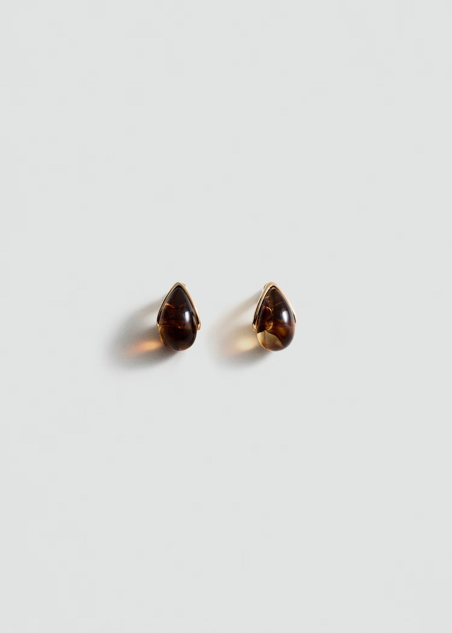 NOVA STUDS